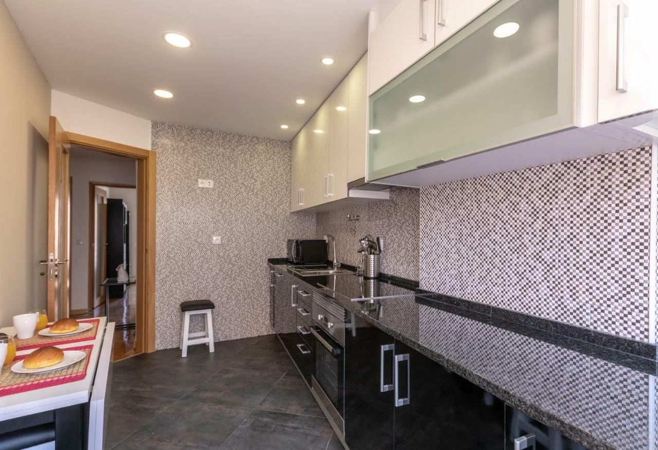Like-Home-T3 Apt-Campolide, Near Amoreiras Mall Lisbon Exterior photo