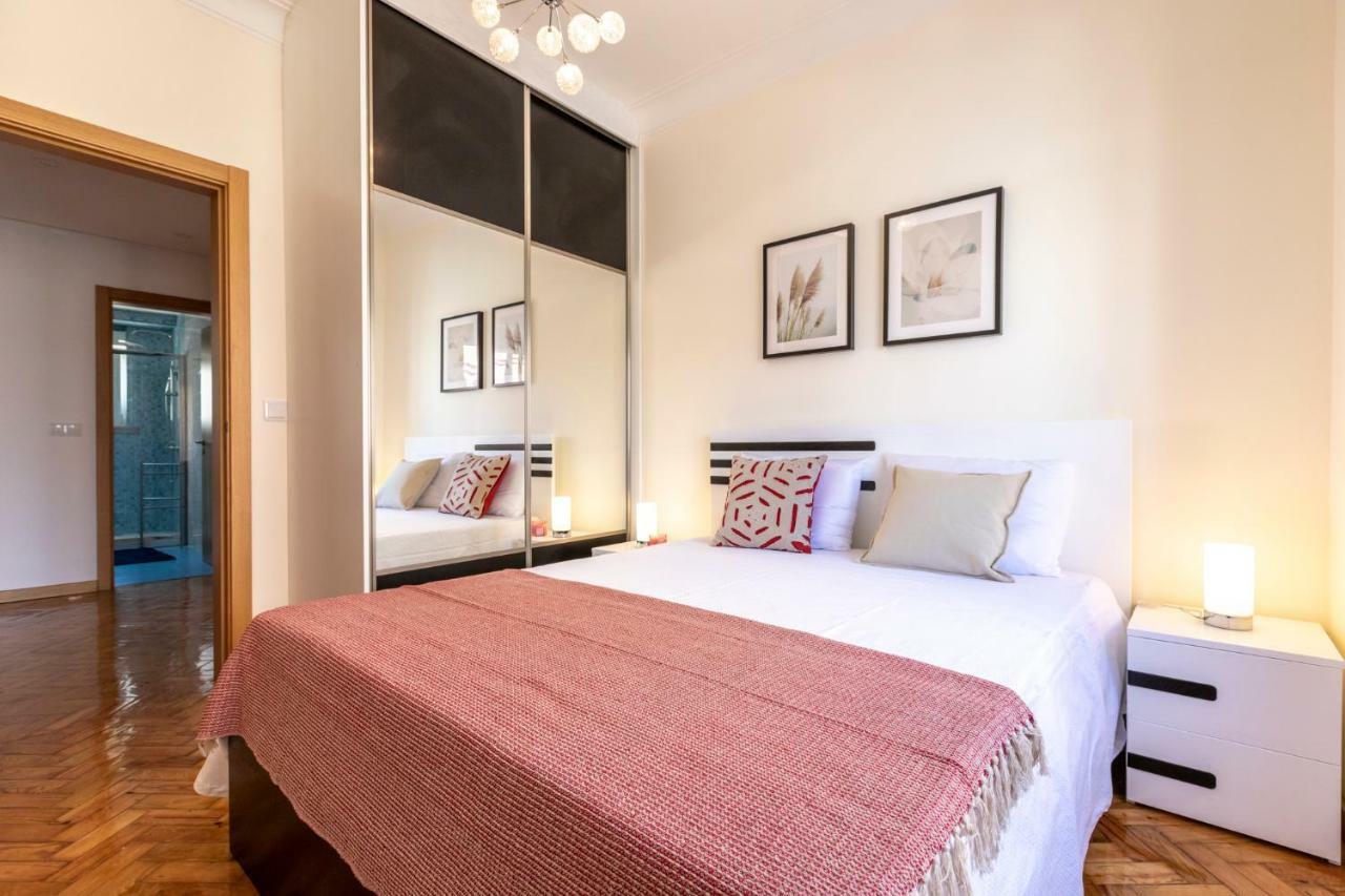 Like-Home-T3 Apt-Campolide, Near Amoreiras Mall Lisbon Exterior photo