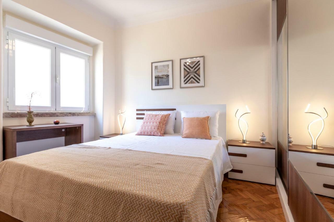 Like-Home-T3 Apt-Campolide, Near Amoreiras Mall Lisbon Exterior photo