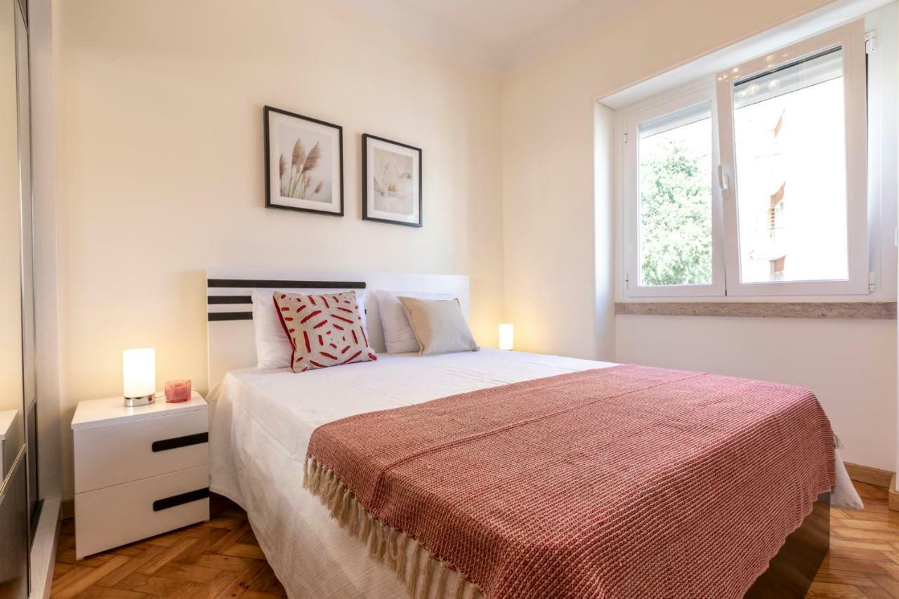 Like-Home-T3 Apt-Campolide, Near Amoreiras Mall Lisbon Exterior photo